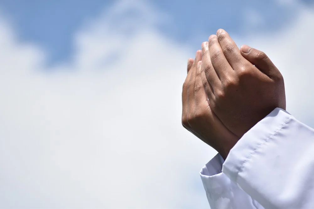 religious muslim man praying hand 2026 01 07 23 10 43 utc