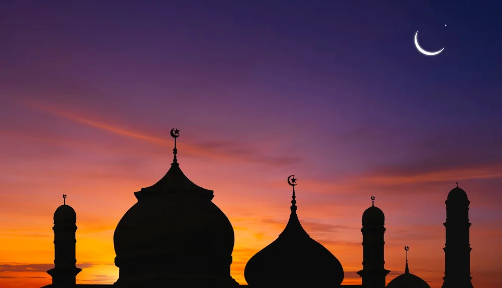 silhouette of mosques dome on colorful twilight an 2026 01 08 22 21 09 utc