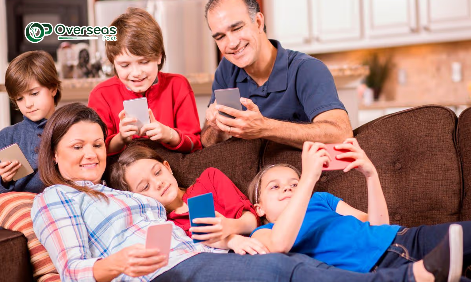 social media and online gaming addict 5