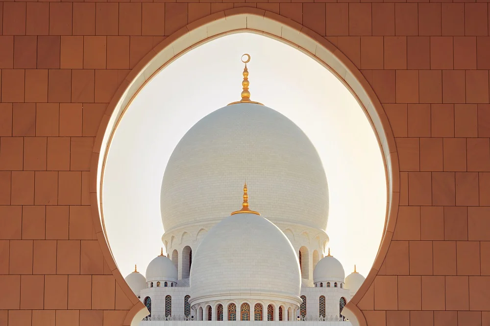 mosque in abu dhabi 2026 03 18 17 46 09 utc