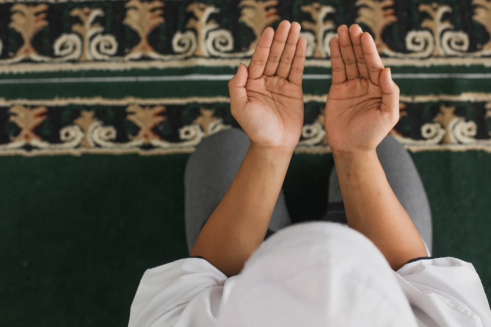 muslim man hands praying 2026 01 07 05 38 15 utc