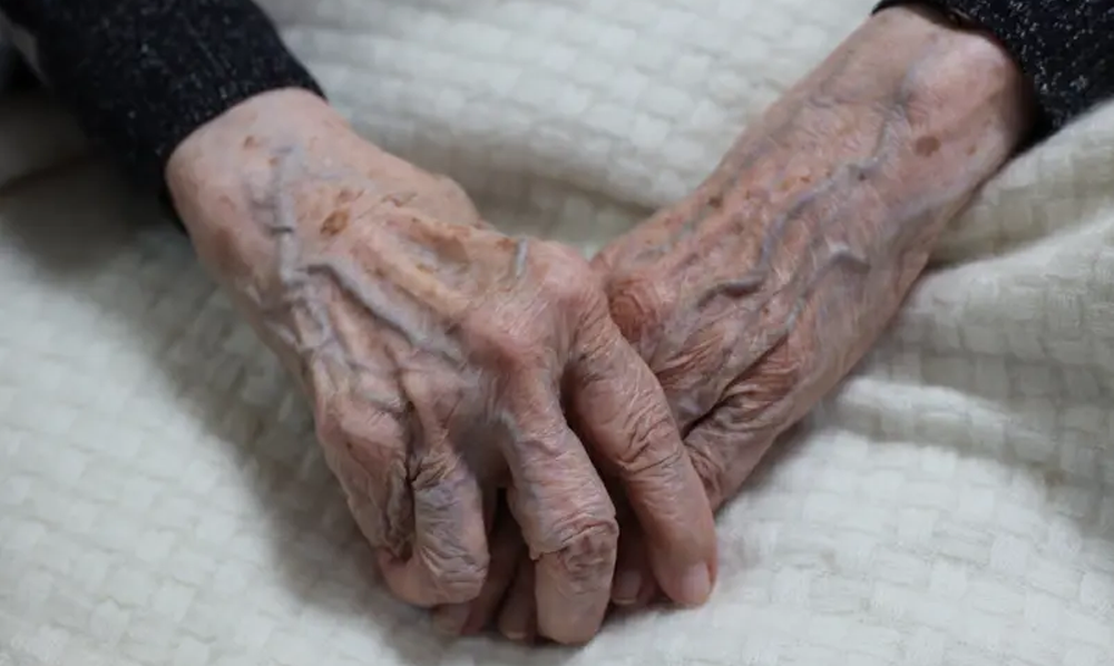 100 سال عمر راز اور طویل عمری تحقیق نتائج