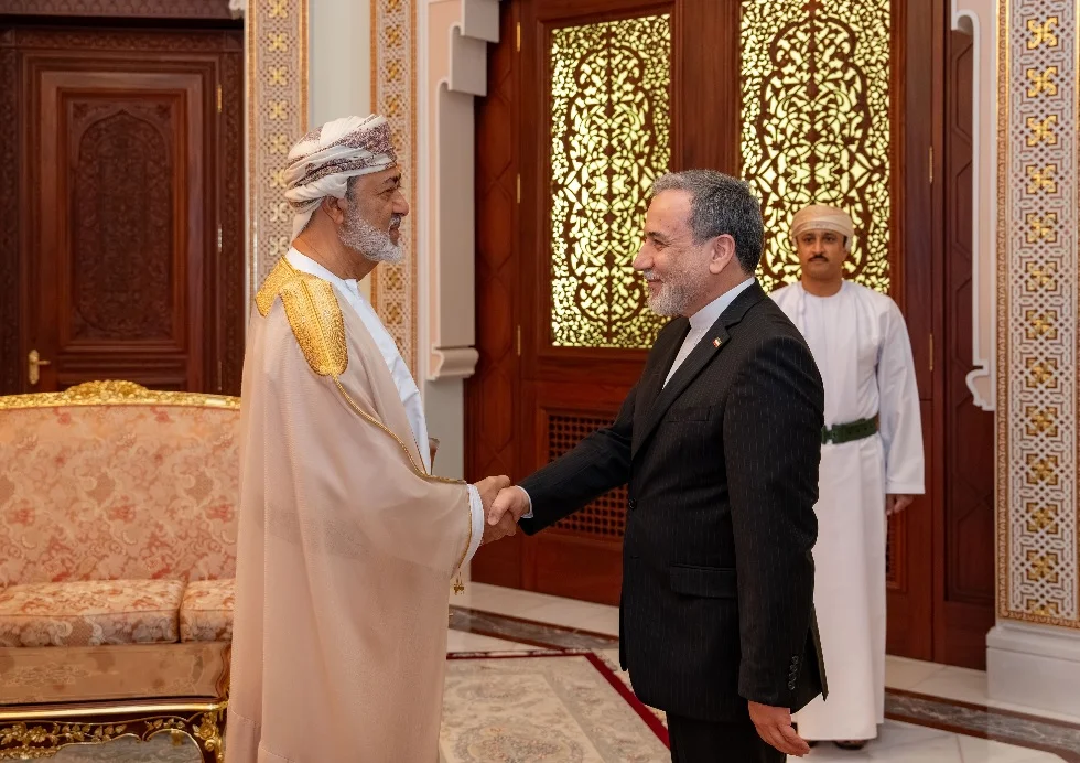 سلطان عمان عراقچی ملاقات