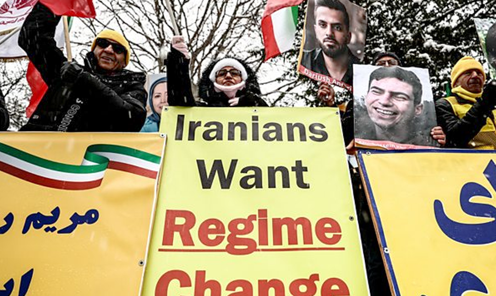 ایران سیاسی تصادم حقیقت اور مشرق وسطیٰ کشیدگی تحلیل