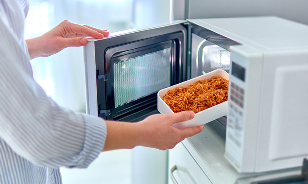 meal hot in microwave 2