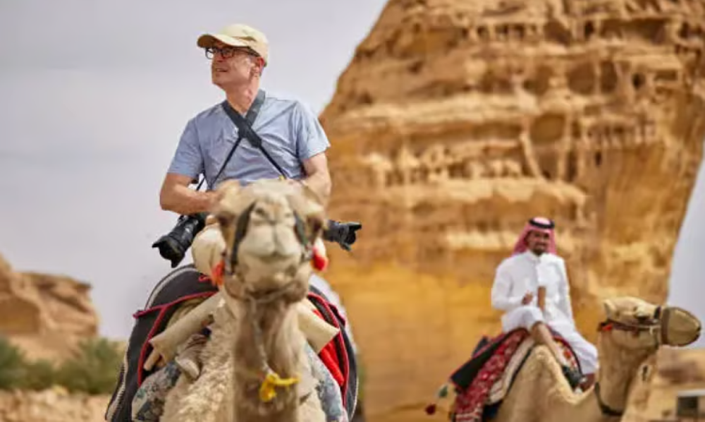 سعودی سیاحتی ترقی اور ہوٹل قیام اضافہ 2025