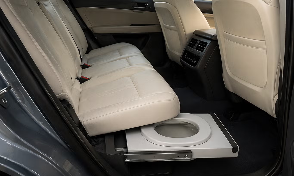 کار خفیہ ٹوائلٹ ٹیکنالوجی اور جدید گاڑی سہولیات ڈیزائن