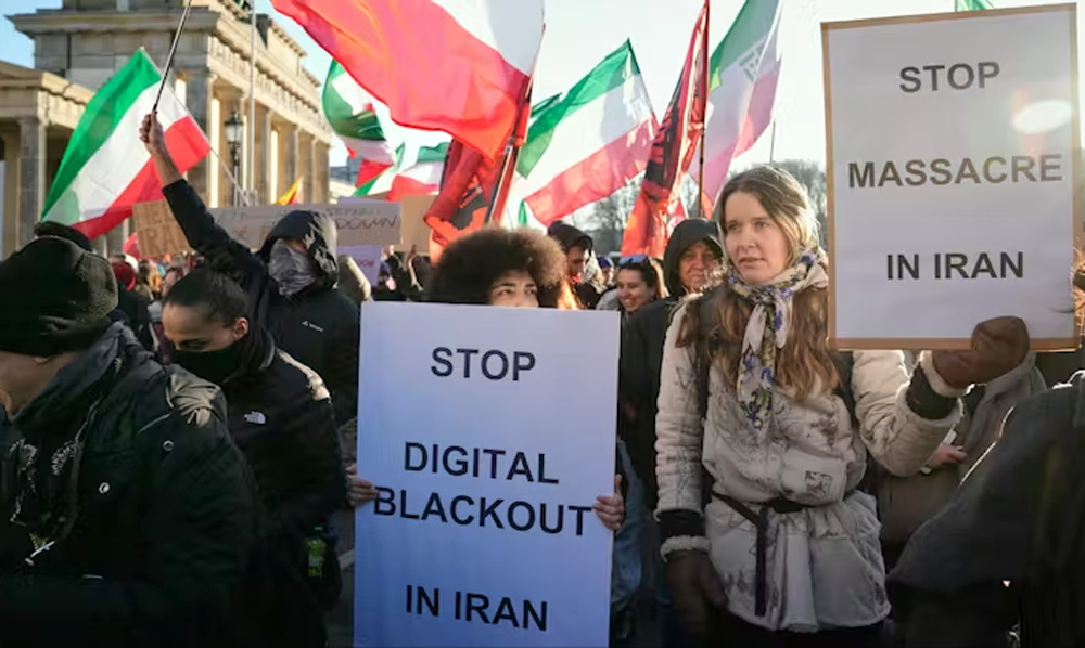 ایران میں انٹرنیٹ کی بندش اور تہران کی مارکیٹ میں معاشی بحران کی عکاسی