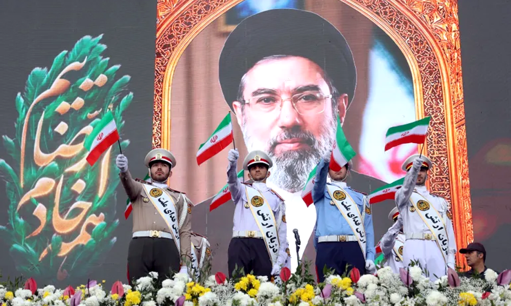 ایران کی موجودہ سیاسی صورتحال، مجتبیٰ خامنہ ای پُراسرار طور پر غائب اور تہران میں اقتدار کے نئے مراکز کا خاکہ