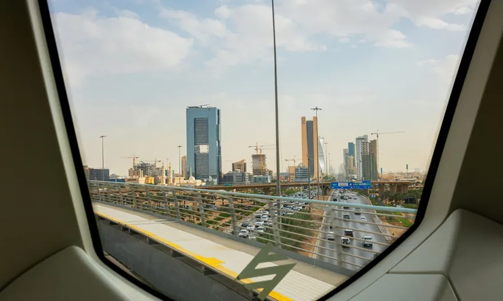 سعودی عرب کی معاشی ترقی، ارامکو آئل پائپ لائن اور جنگ کے دوران معیشت کے استحکام کا خاکہ