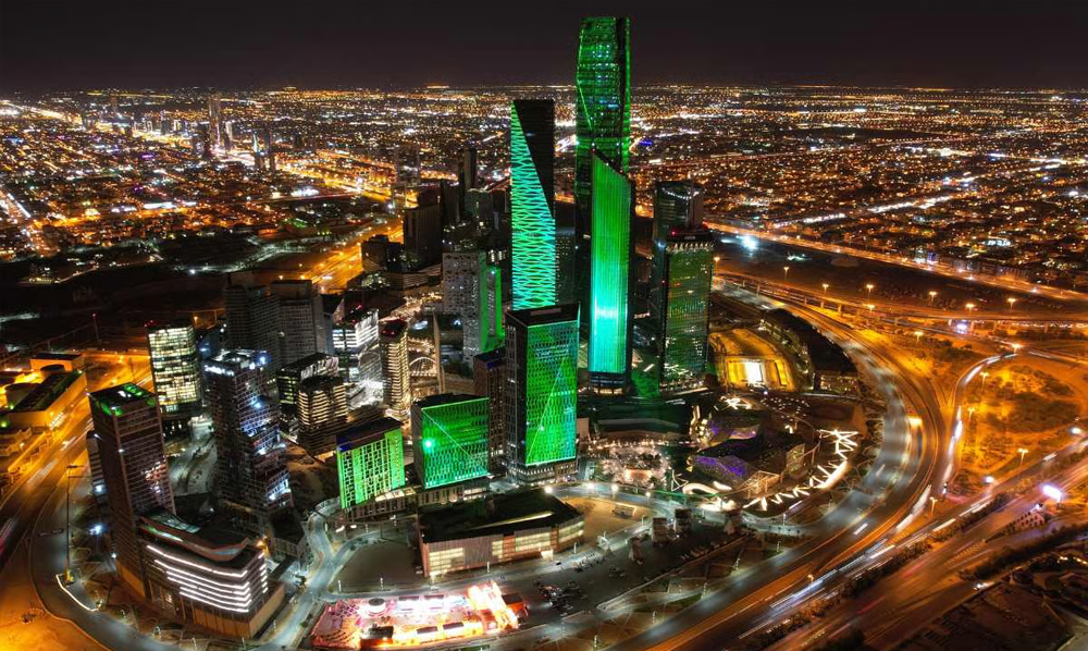 سعودی عرب کی معاشی ترقی، ارامکو آئل پائپ لائن اور جنگ کے دوران معیشت کے استحکام کا خاکہ