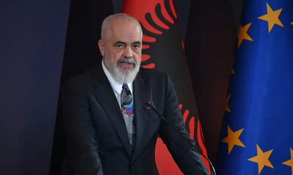 البانیہ کا سازان جزیرہ جہاں ایوانکا ٹرمپ اور جیرڈ کشنر لگژری ریزورٹ بنا رہے ہیں
