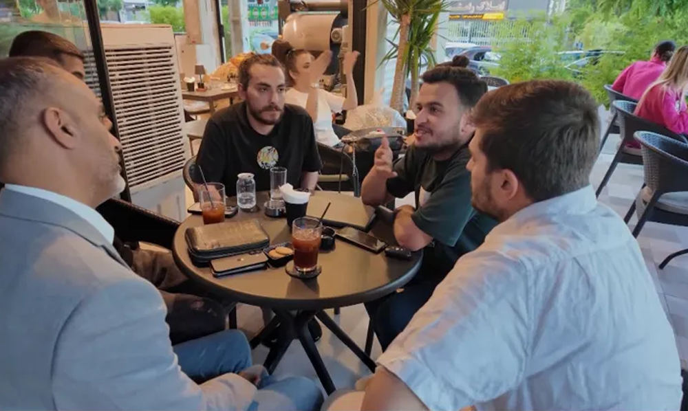 ایران کا بدلتا ہوا سماجی ڈھانچہ اور تہران کا سیاسی نظام